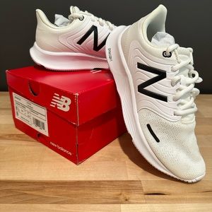 Women’s New Balance W068CW